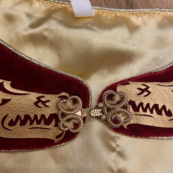 Disney Boy’s Sleeping Beauty Prince Phillip Costume - Picture 12 of 14